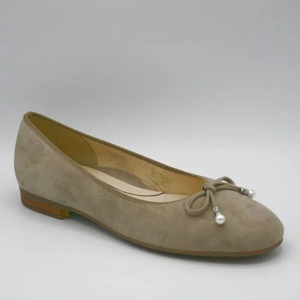 12-31324 - TAUPE