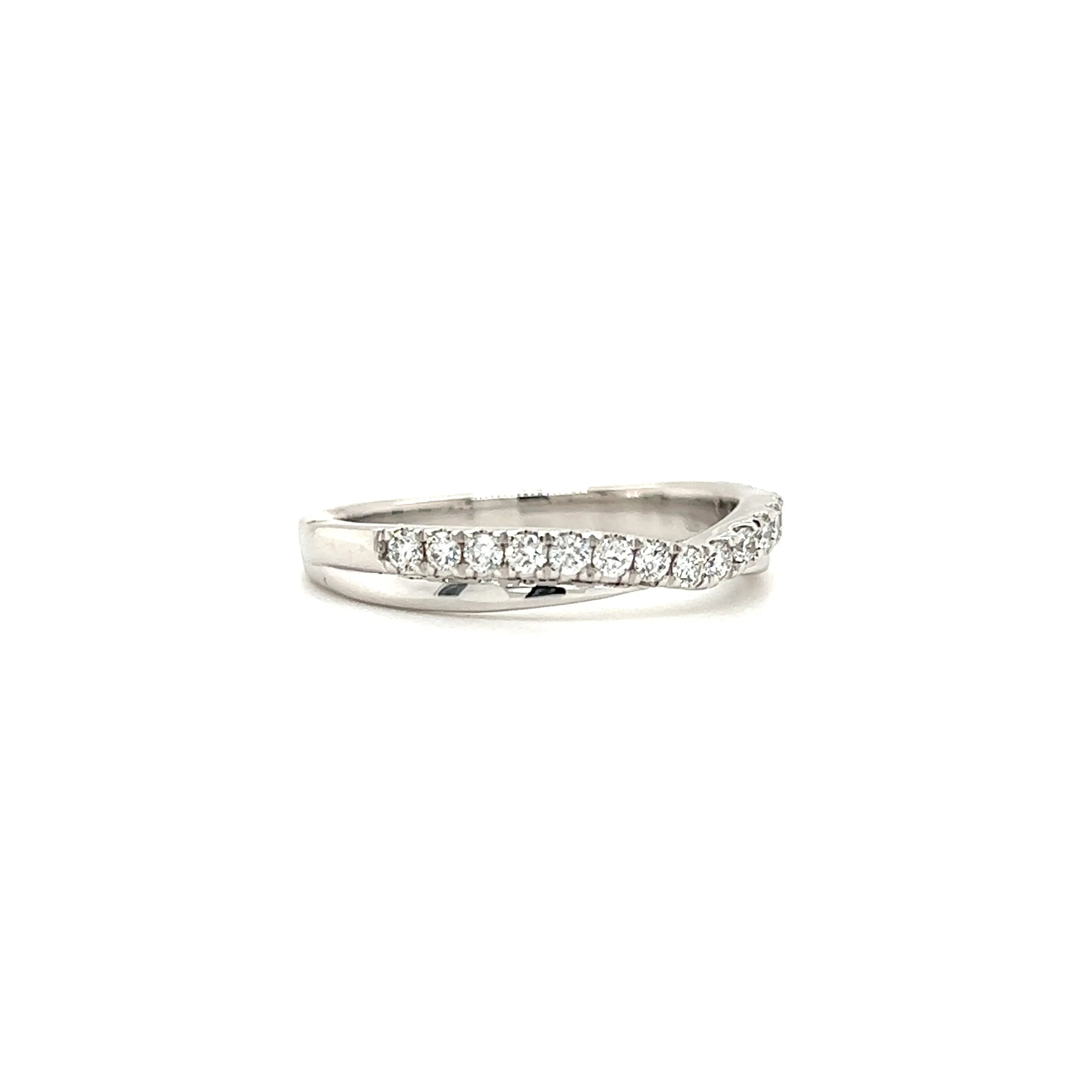 Diamond Chevron Ring with Sixteen Diamonds in 14K White Gold