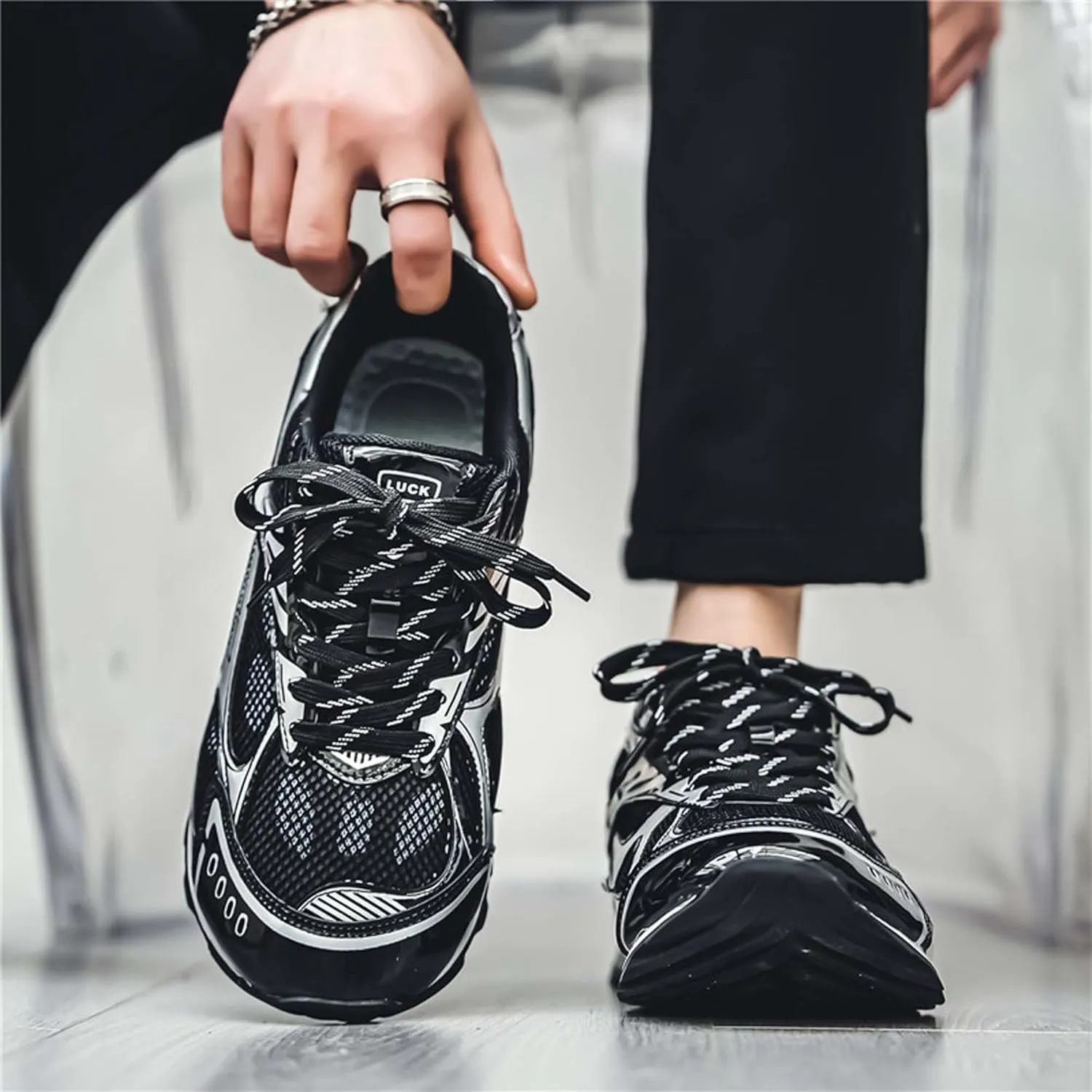 Men's Breathable Running Shoes Anti Slip Fitness Casual Sports Basketball Tennis Fashionable Cross Training Shoes Silver